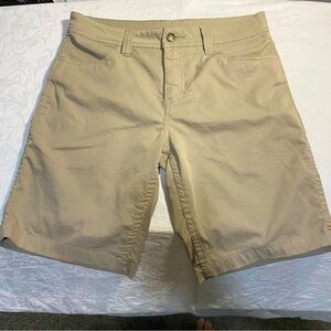 New Toad & Co Men’s Sports Tan Khaki Cargo Style 10“ inch Inseam 30 Waist